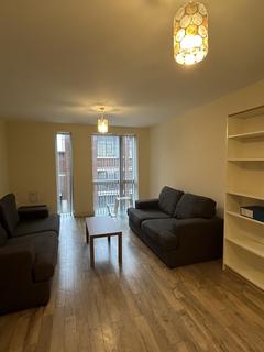 2 bedroom flat to rent, Birmingham B5