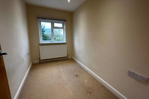 4 bedroom end of terrace house for sale, 145 Wood Street, Barnet, Hertfordshire, EN5 4BX