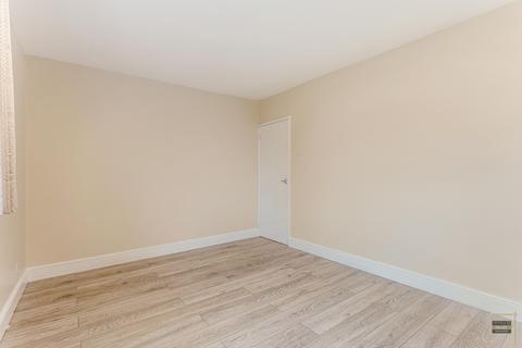 2 bedroom apartment to rent, Fulmer Road, GERRARDS CROSS SL9