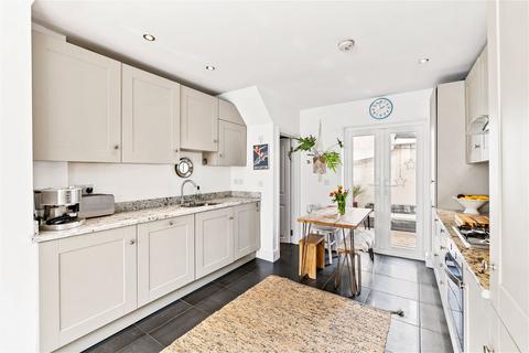 4 bedroom end of terrace house for sale, Coleridge Street, Hove, BN3 5AB