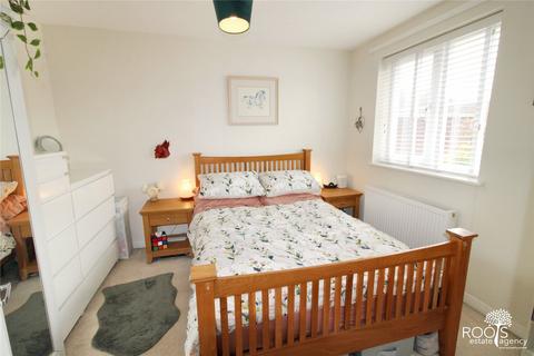 3 Tomlin Close, Thatcham, RG19 3XY