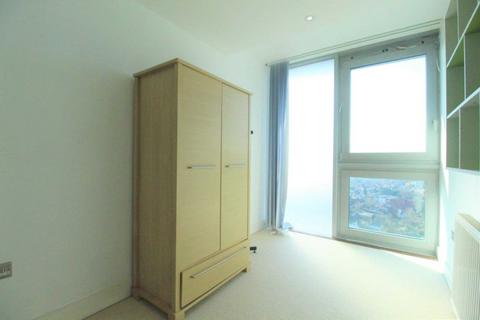2 bedroom flat to rent, Kingsway, London N12