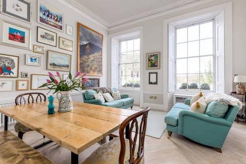 12 Brandon Street, Edinburgh, EH3 5DX