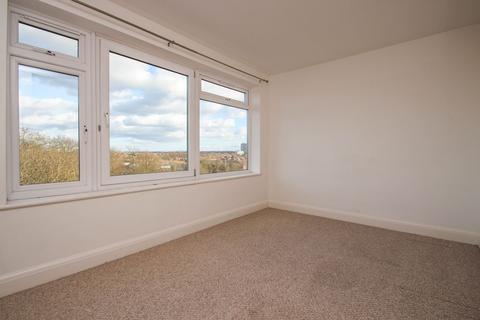 2 bedroom apartment to rent, Ewell Road, Surbiton, KT6