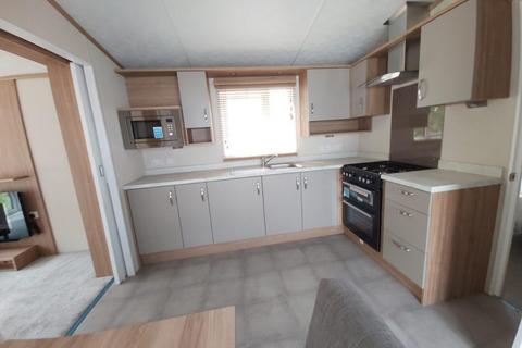 2 bedroom static caravan for sale, Saltmarshe Castle Holiday Park