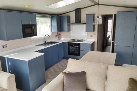 2 bedroom static caravan for sale, Saltmarshe Castle Holiday Park