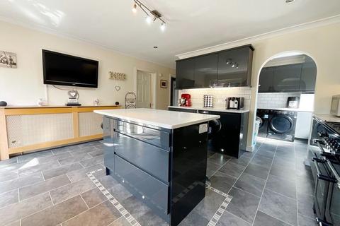 5 bedroom detached house for sale, Waterloo Road, Southport PR8