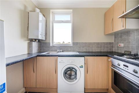 2 bedroom apartment for sale, Tickfield Avenue, Southend-on-Sea, Essex