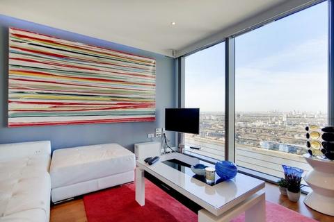 1 bedroom flat for sale, Flat 3807, Landmark East Tower, 24 Marsh Wall, London, E14 9EG