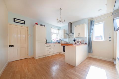 2 bedroom semi-detached house for sale, New Street, Loughborough LE12