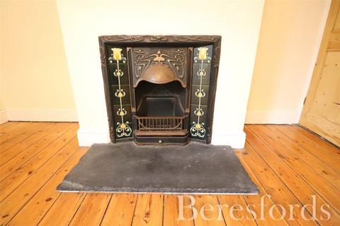 25 Albert Road, Witham, CM8 2BS