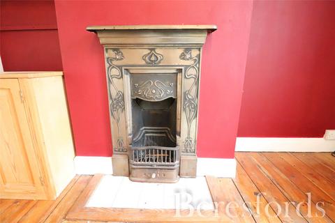 25 Albert Road, Witham, CM8 2BS