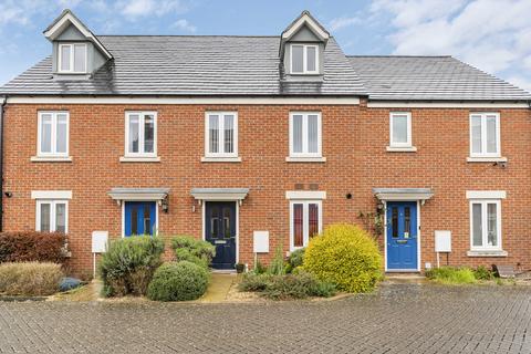 3 bedroom semi-detached house for sale, Ascot Way, Bicester, OX26