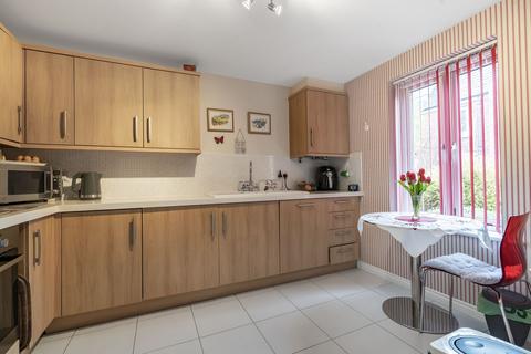 13 Ascot Way, Bicester, OX26 1AG