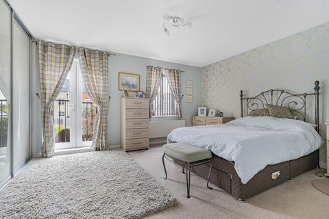 13 Ascot Way, Bicester, OX26 1AG