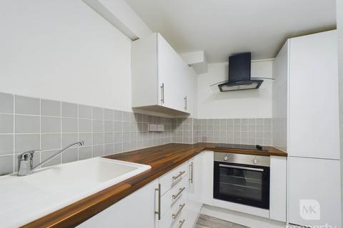 2 bedroom apartment for sale, St. Johns Terrace, Newport Pagnell MK16