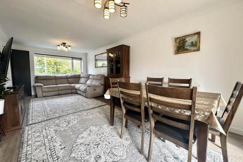 3 bedroom detached house for sale, London Road, Dunstable LU6