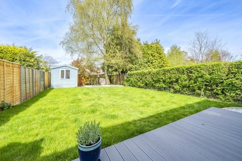 66 Connaught Road, Brookwood, Woking, GU24 0HF