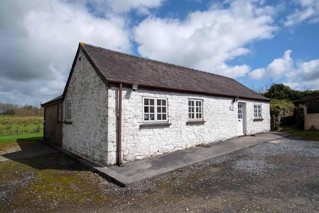 A page 160424 Heol Ddu Farm Cefneithin 002.jpg
