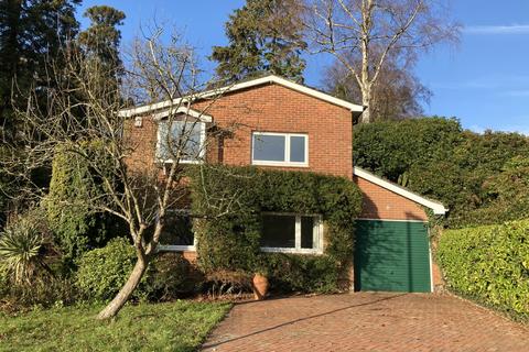 4 bedroom detached house to rent, Bassett Green Drive, Southampton SO16