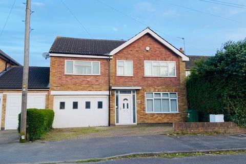 5 bedroom semi-detached house to rent, Harrowgate Drive, Birstall LE4