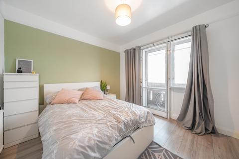 2 bedroom flat to rent, Streatham High Road London
