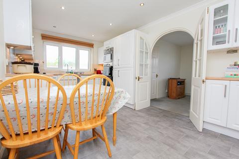 4 bedroom property for sale, Route de la Croix au Bailiff, St Andrew's, Guernsey, GY6