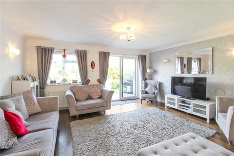 4 bedroom link detached house for sale, Thornhill, Leigh-on-Sea, Essex, SS9