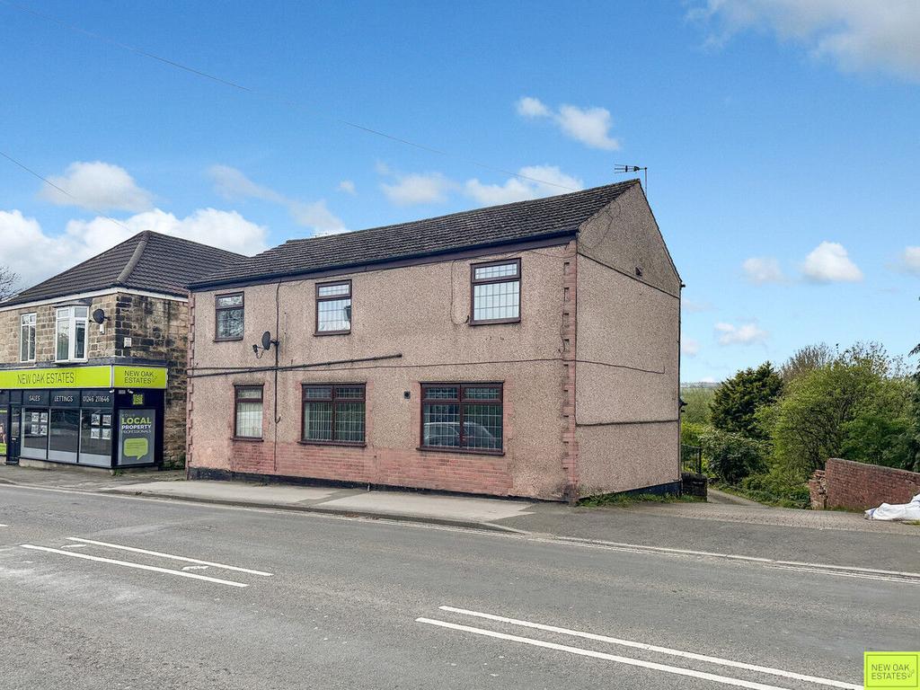 Clay Cross S45 8 bed detached house for sale £250,000