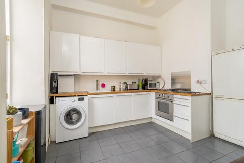 2 bedroom flat for sale, 35 (2F1) Duke Street, Leith, EH6 8HH