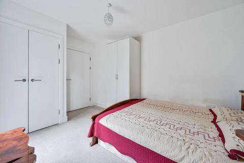 15 Bermuda Way, London, E1 4GB