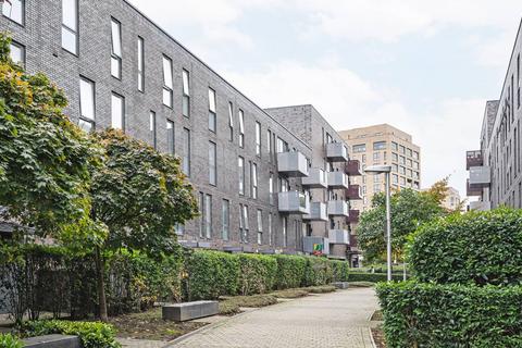 15 Bermuda Way, London, E1 4GB