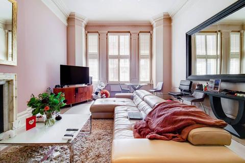 2 bedroom flat to rent, Harrington Gardens, South Kensington, London, SW7