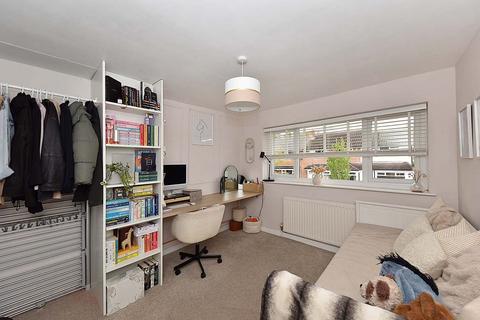 33 Boothfields, Knutsford, WA16 8JU