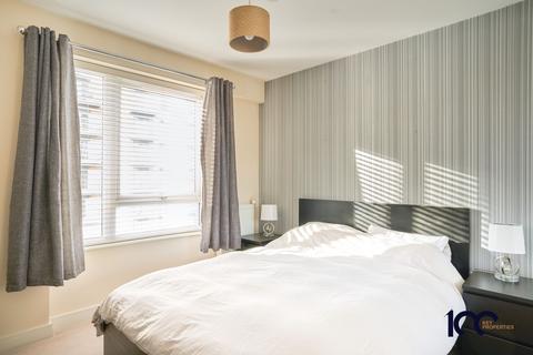 1 bedroom apartment to rent, The Peninsula, Pegasus Way, Gillingham