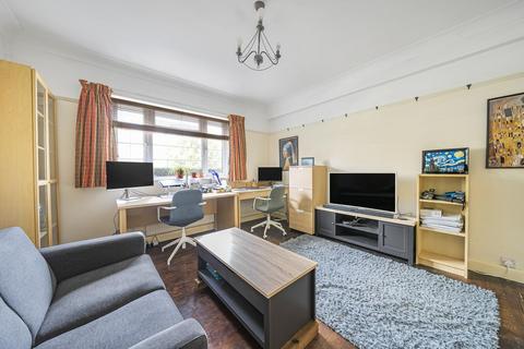 1 bedroom flat for sale, Bushey Road, Raynes Park