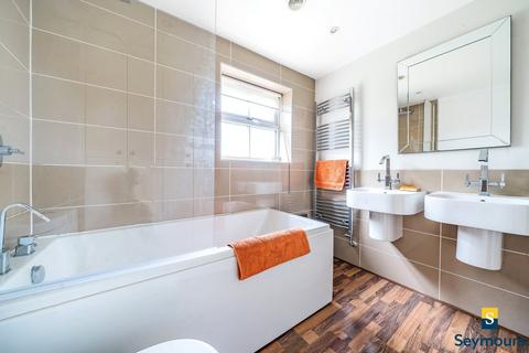 Hops Cottage Barnett Lane, Wonersh, Guildford, GU5 0RZ