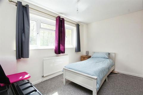 2 bedroom semi-detached house for sale, Cumberland Way, Dibden, Southampton, Hampshire, SO45 5TW