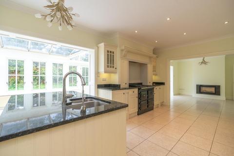 5 bedroom detached house for sale, St. Georges Close, Knutsford