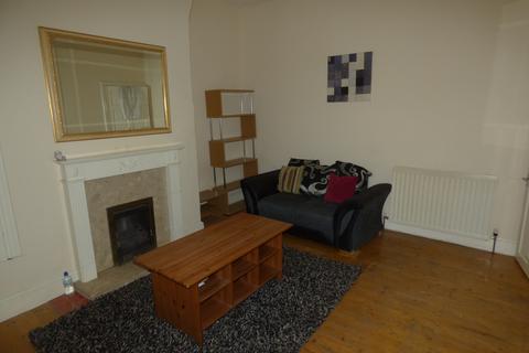 2 bedroom flat to rent, Rothbury Terrace, Heaton