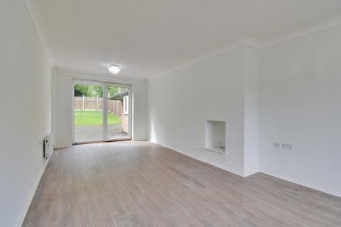 2 bedroom end of terrace house to rent, Watford, Hertfordshire WD25