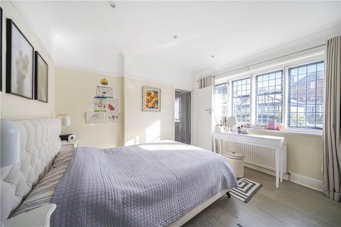 2 bedroom apartment for sale, Grange Court, Grange Gardens, Pinner