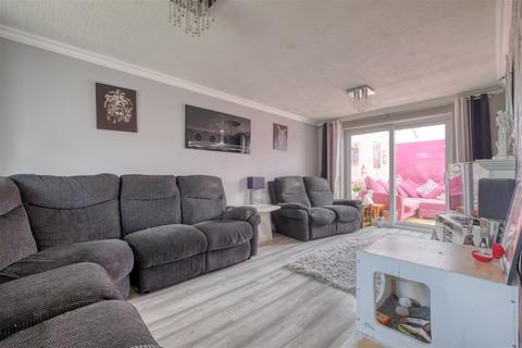 3 bedroom end of terrace house for sale, The Close, Hollywood, Birmingham, B47 5JA