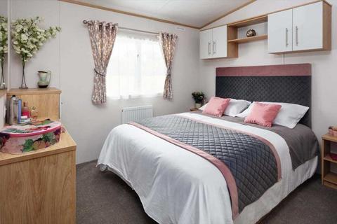 2 bedroom static caravan for sale, Carnaby Silverdale, Hoburne Park, Christchurch