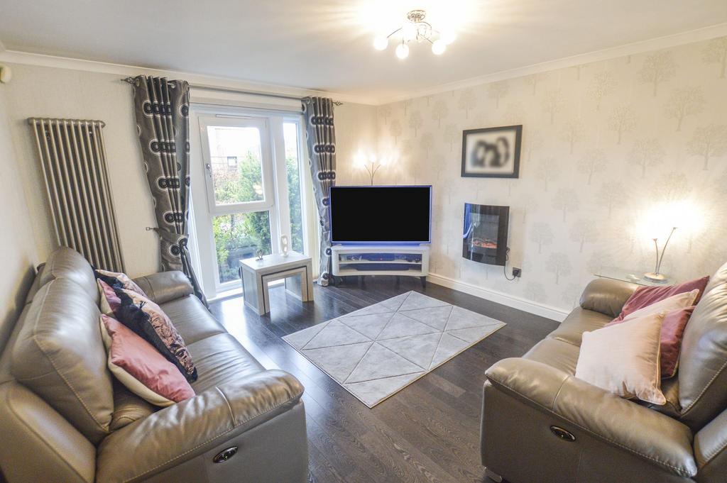 2 Blairafton Wynd, Kilwinning, KA13 6UD 3 bed detached house for sale