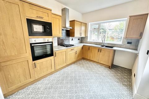 2 bedroom bungalow for sale, Rossendale Avenue South, Thornton FY5