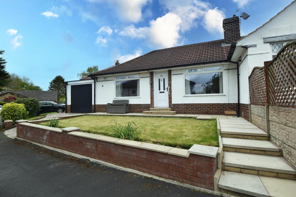 Snowden Avenue, Flixton, M41 2 bed semidetached bungalow for sale £