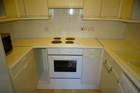 1 bedroom flat for sale, Thackeray Lodge, Hatton Road, Bedfont, TW14