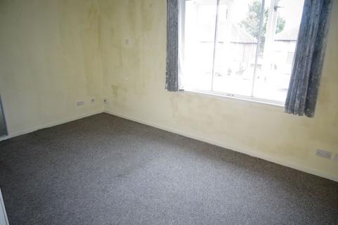 1 bedroom flat for sale, Thackeray Lodge, Hatton Road, Bedfont, TW14
