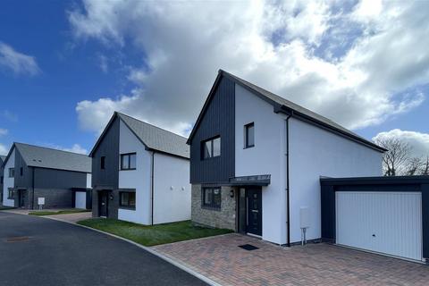 3 bedroom detached house for sale, Pennance Parc, Lanner, Redruth, TR16 5TY